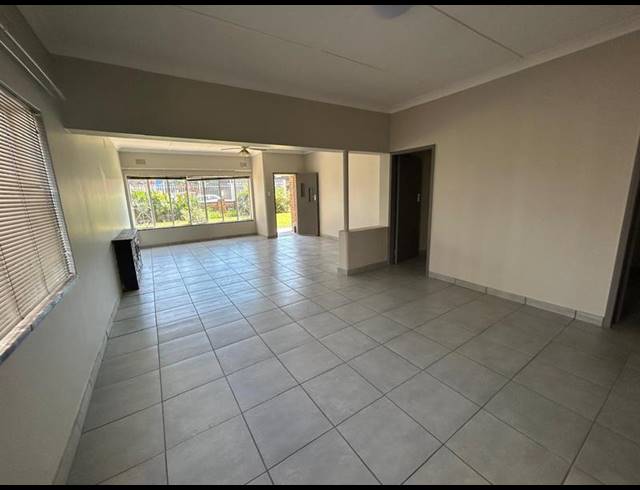 4 BEDROOM HOUSE FOR SALE IN CASON